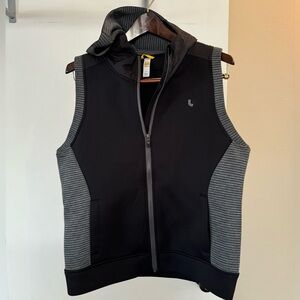 Lole Women’s Hooded Vest